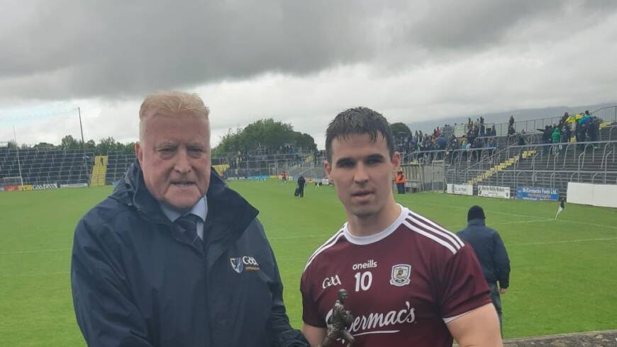 Galway Juniors Cruise Past Sligo